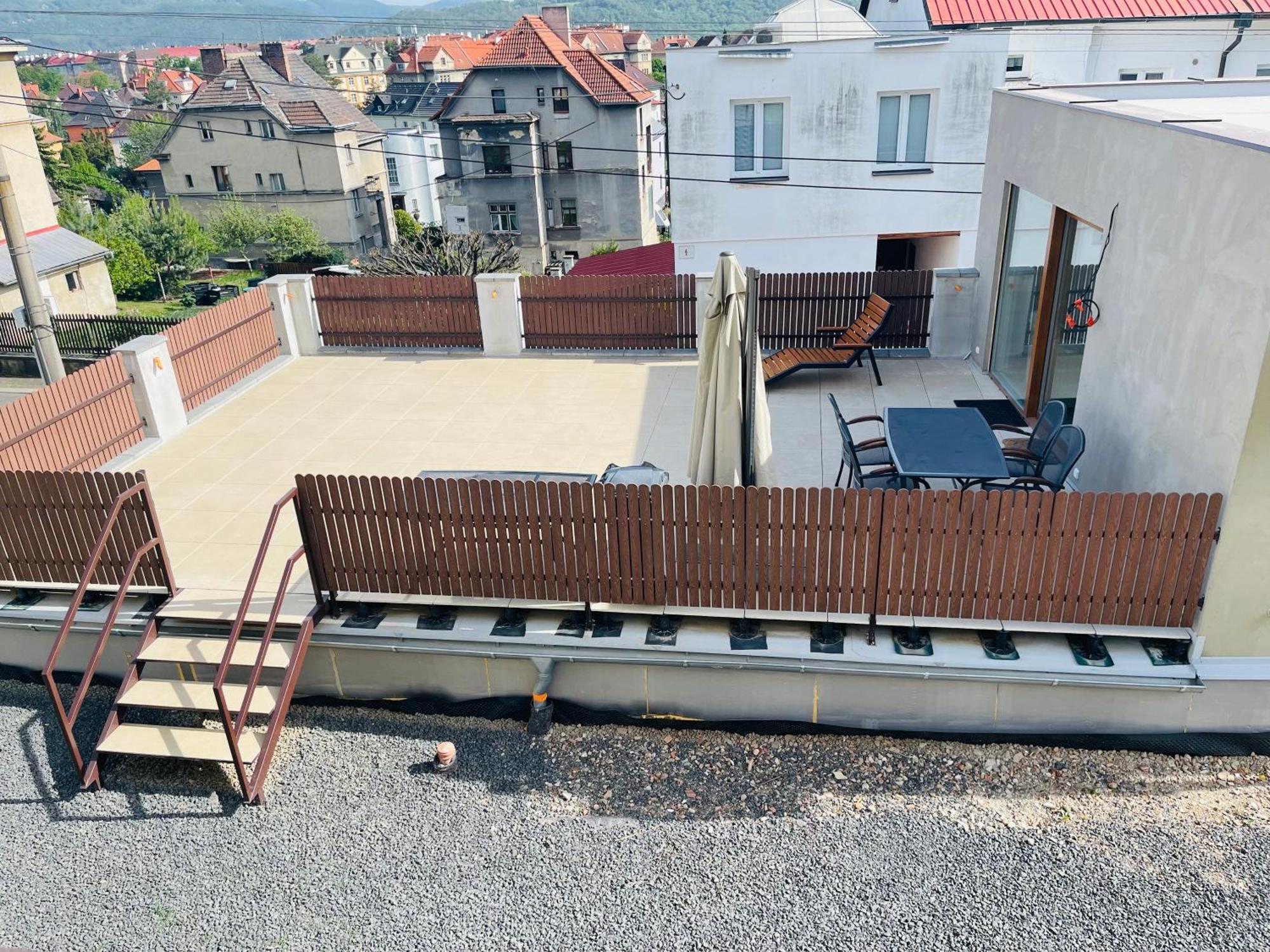Jenys Apartment Usti 2 Ústí nad Labem المظهر الخارجي الصورة